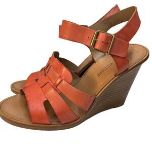 Pour La Victoire Wedge Sandal Womens Size 8 Coral Red Heel Ankle Strap Summer